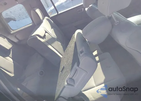 2014 Honda Pilot Lx z USA, uszkodzony, nr VIN 5FNYF4H2XEB038455